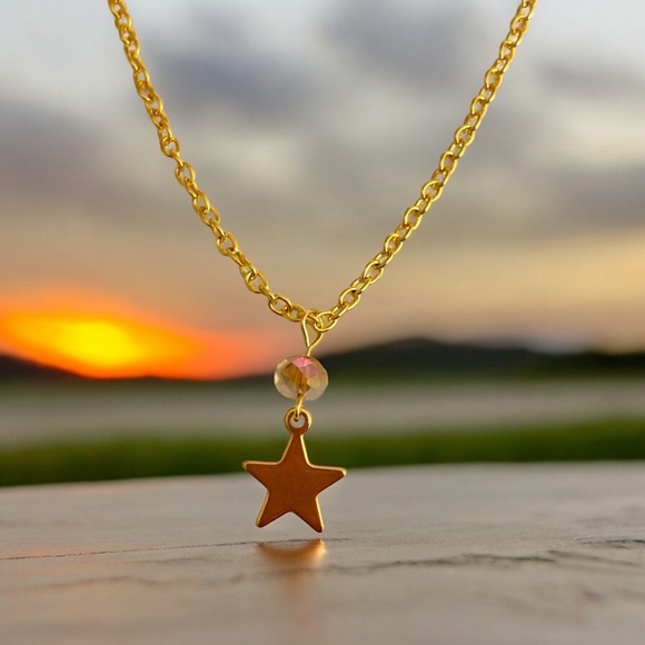 Dreamer Star and champagne bead Gold plated necklace adjustable - Picture 1 of 5